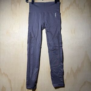 Gymshark Women’s Seamless Leggings Gray High Waist Laser Cut Small (No Size Tag)